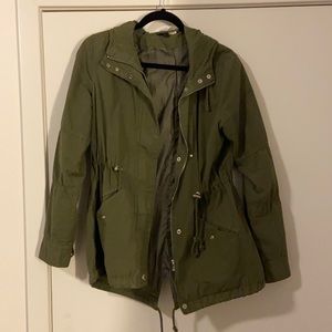 H&M Women’s Jacket in Olive Green Size US 10